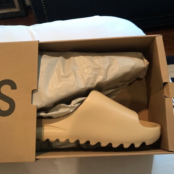 yeezy slides poshmark